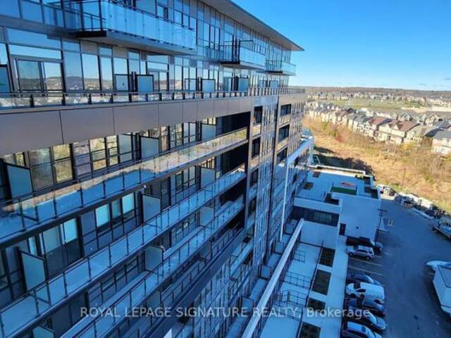 PH19 - 395 DUNDAS STREET W Oakville Ontario