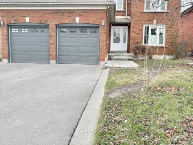 (UPPER) - 109 MOUNTAINASH ROAD Brampton Ontario