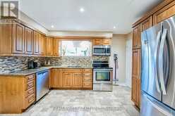 33 HERKLEY DRIVE Brampton