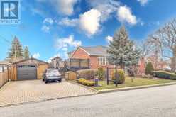 31 CROSLAND DRIVE Toronto