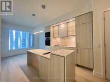 1606 - 11 YORKVILLE AVENUE Toronto