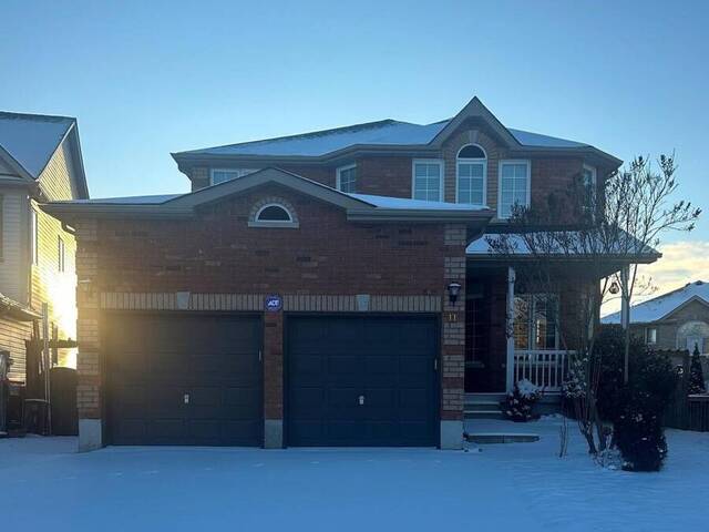 11 SOVEREIGN'S GATE Barrie Ontario