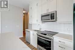 613 - 102 GROVEWOOD COMMON Oakville