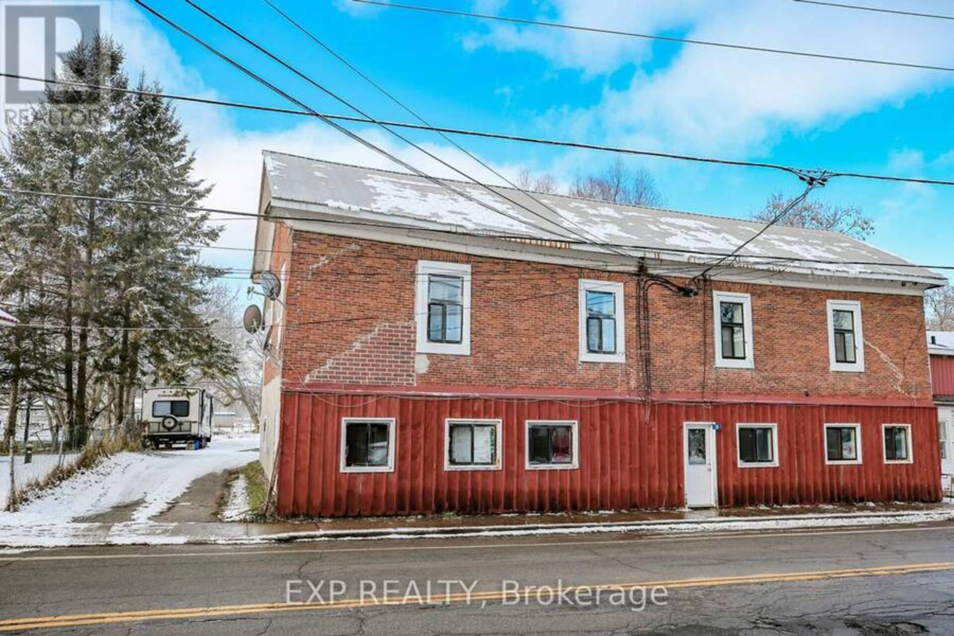 20 MAIN STREET W Elizabethtown-Kitley