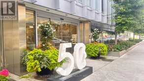 602 - 50 MCCAUL STREET Toronto