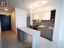 810 - 31 TIPPETT ROAD Toronto