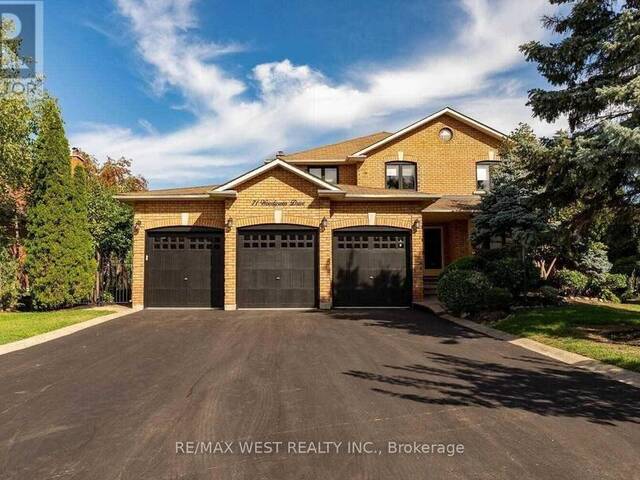 71 WOODGREEN DRIVE Vaughan Ontario