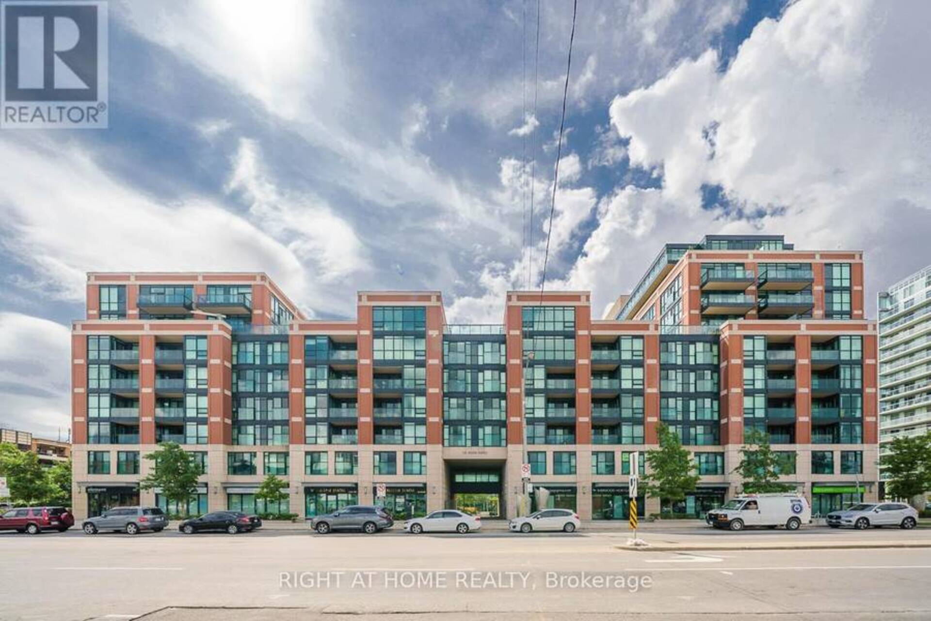 827 - 525 WILSON AVENUE Toronto