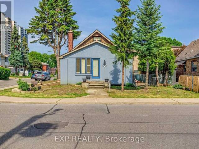 145 LEYTON AVENUE Toronto Ontario