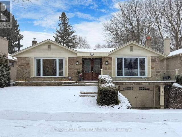 32 CROSSBURN DRIVE Toronto Ontario