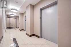 7405 B - 388 YONGE STREET Toronto