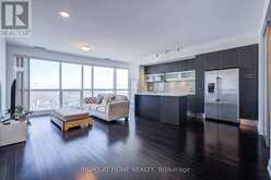 7405 B - 388 YONGE STREET Toronto