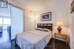 7405 B - 388 YONGE STREET Toronto