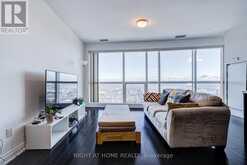 7405 B - 388 YONGE STREET Toronto