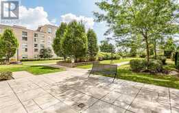 1115 - 812 LANSDOWNE AVENUE Toronto