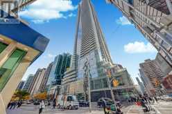 416-RM1 - 1 BLOOR STREET E Toronto