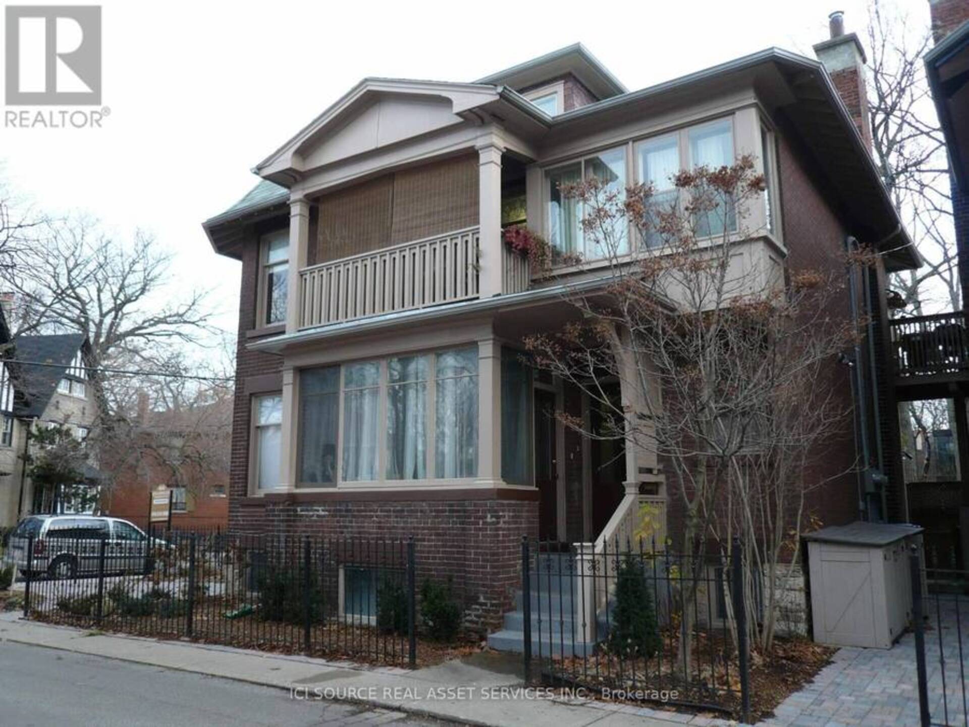 2 - 45 A BENLAMOND AVENUE Toronto