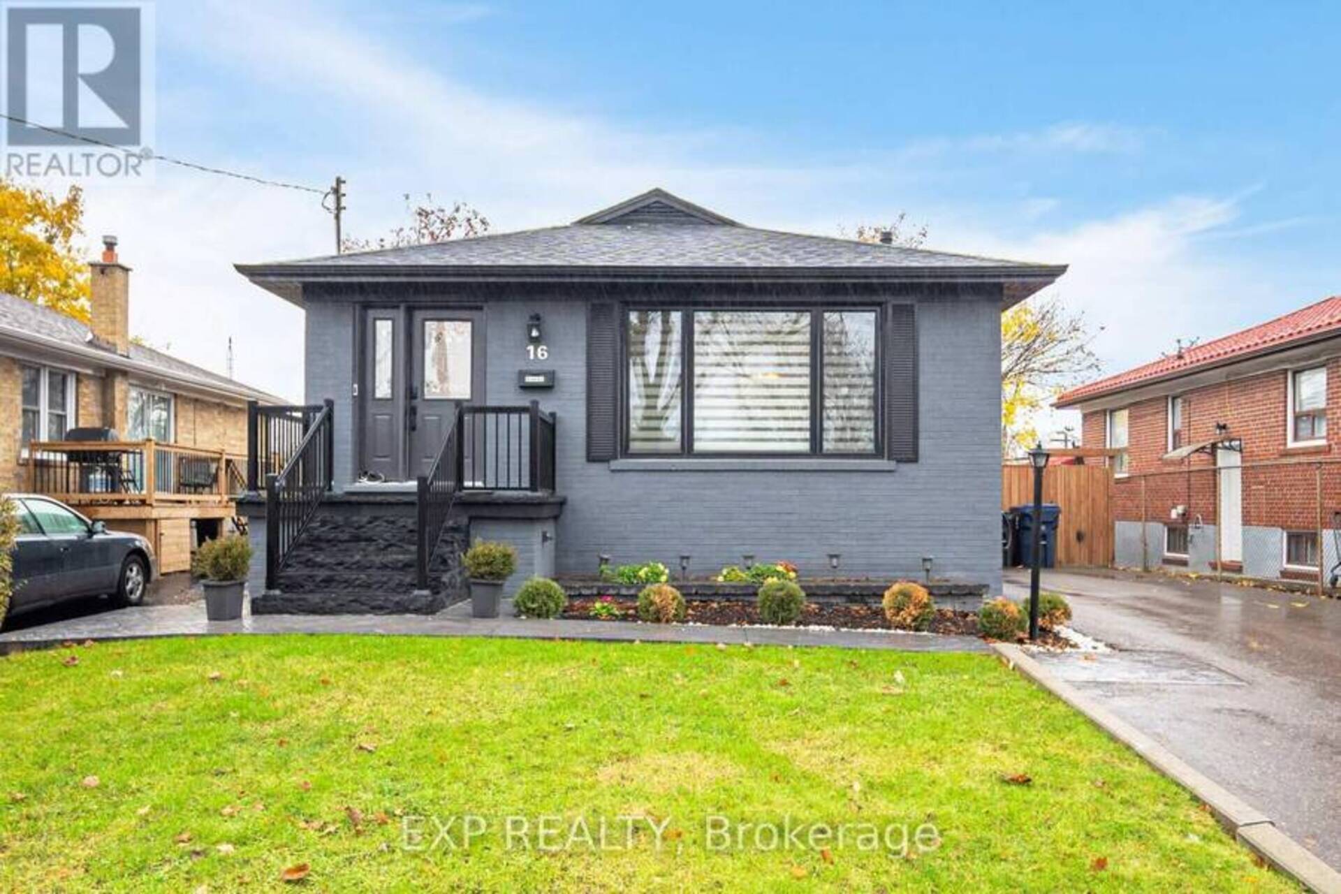 16 BENWAY DRIVE Toronto