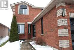 105 LOUGHEED ROAD E Barrie