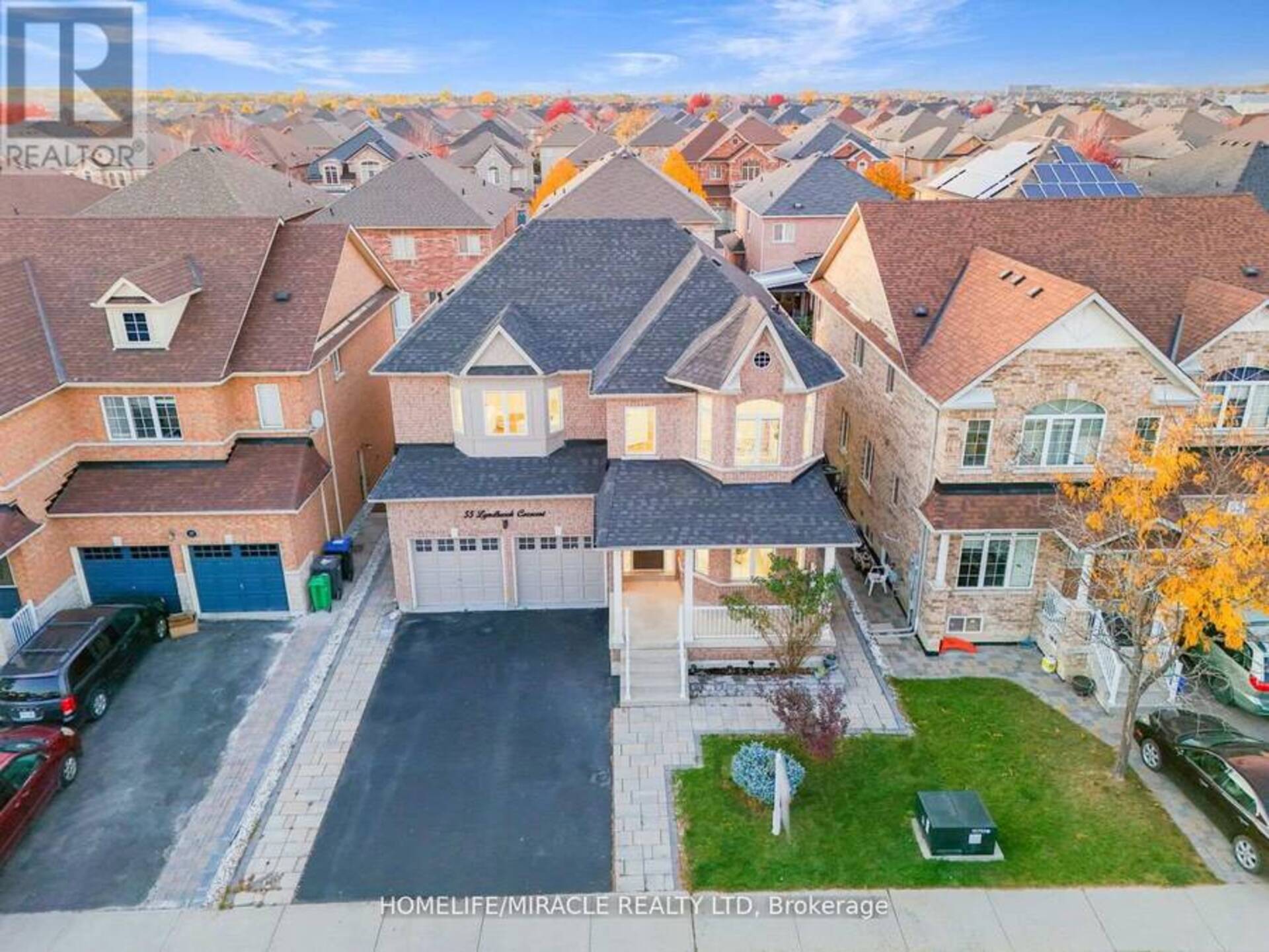 55 LYNDBROOK CRESCENT Brampton