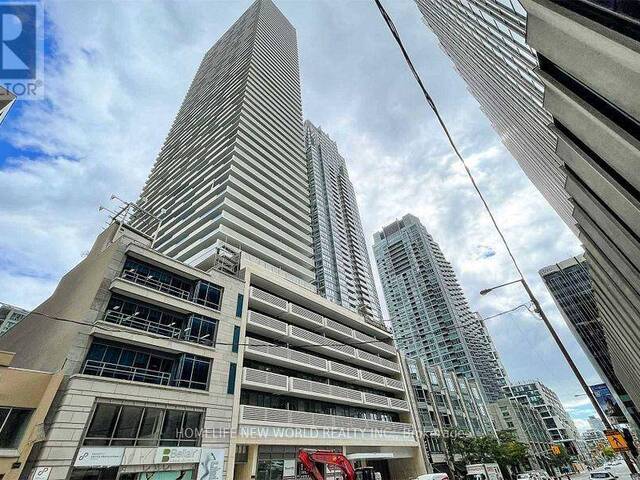 2806 - 2221 YONGE STREET Toronto Ontario