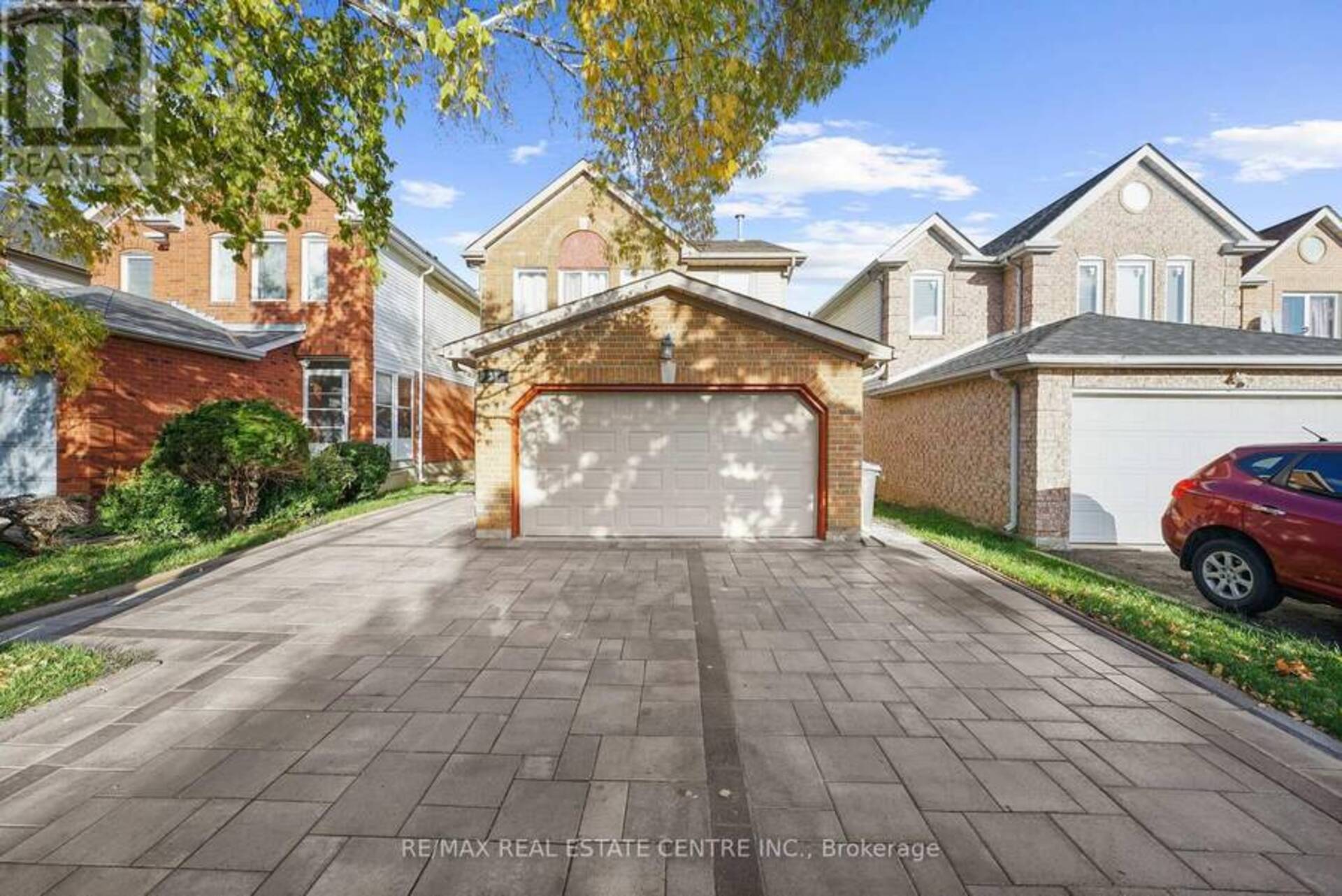 33 TRAMMELL LANE Brampton