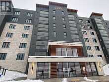 210 - 15 KNEESHAW DRIVE Barrie