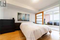 718 - 550 QUEENS QUAY W Toronto