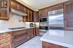 1 BR - 96 VIA ROMANO BOULEVARD Vaughan