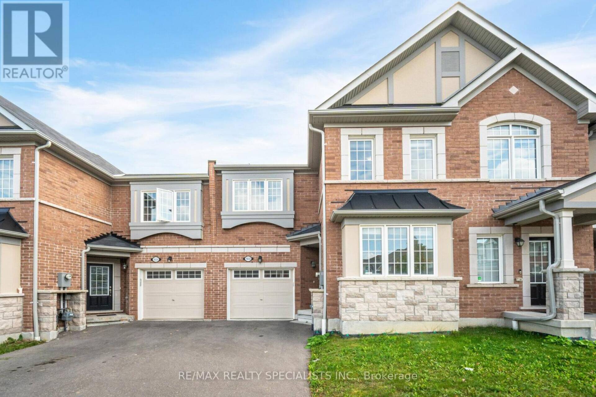 1033 CAMEO STREET Pickering