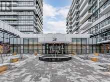 122 - 251 MANITOBA STREET Toronto