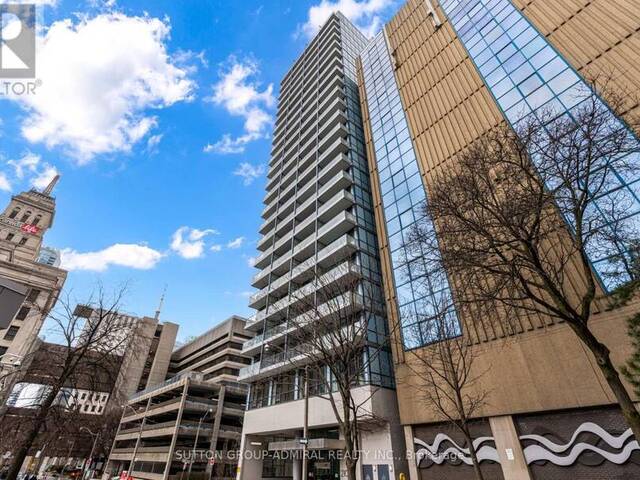 1611 - 210 SIMCOE STREET Toronto Ontario