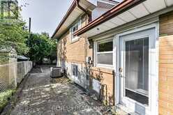 33 HOLCOLM ROAD Toronto