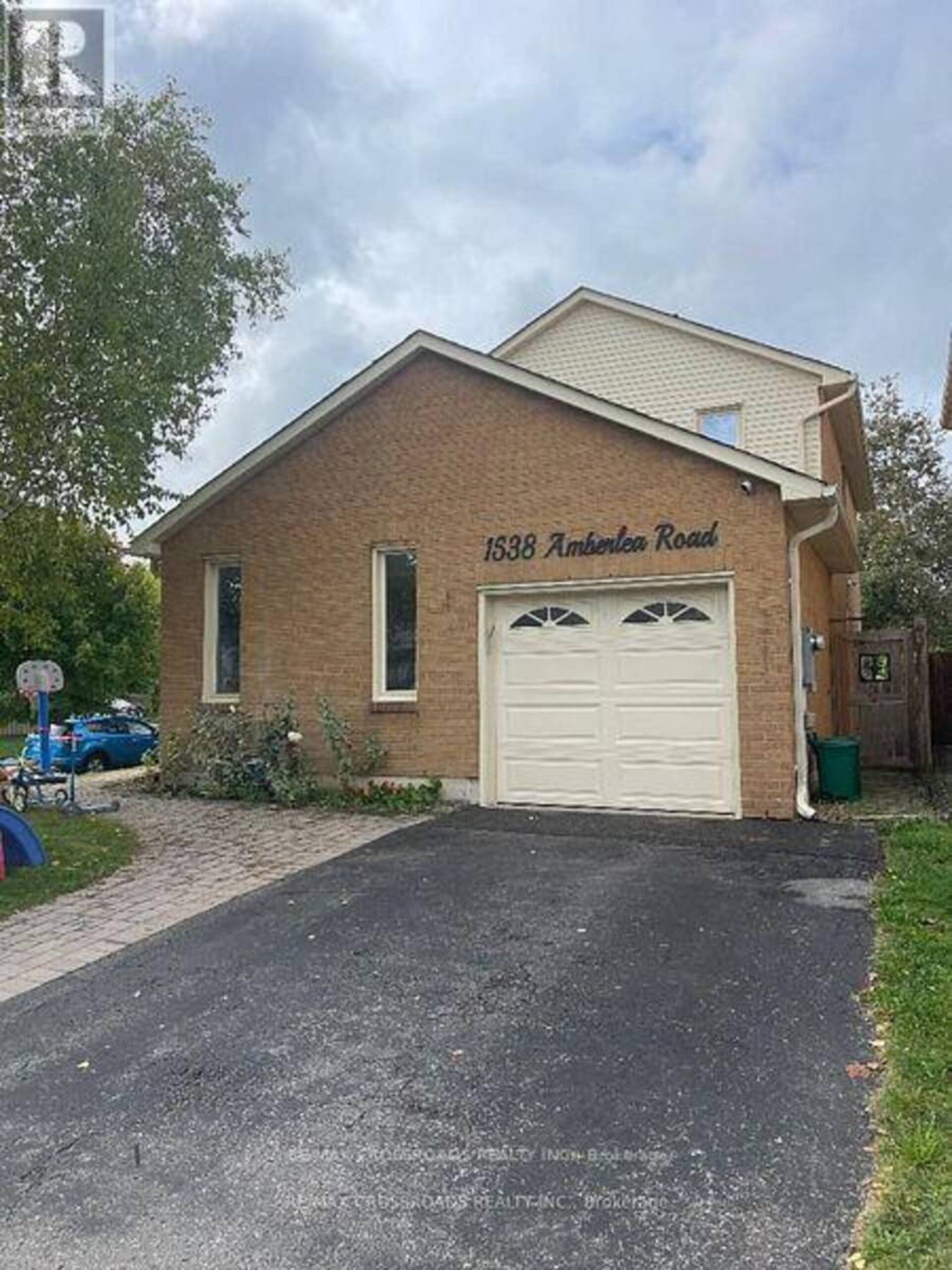 1538 AMBERLEA ROAD Pickering