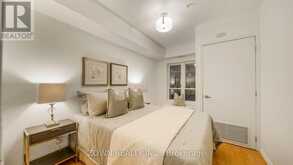 221 - 60 MENDELSSOHN STREET Toronto