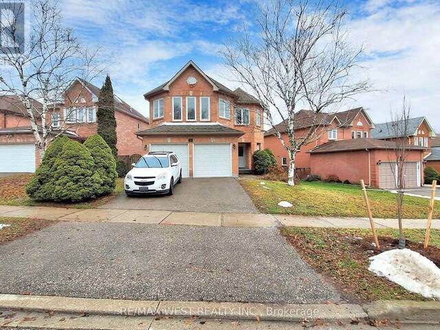 43 CHISWICK CRESCENT Aurora Ontario