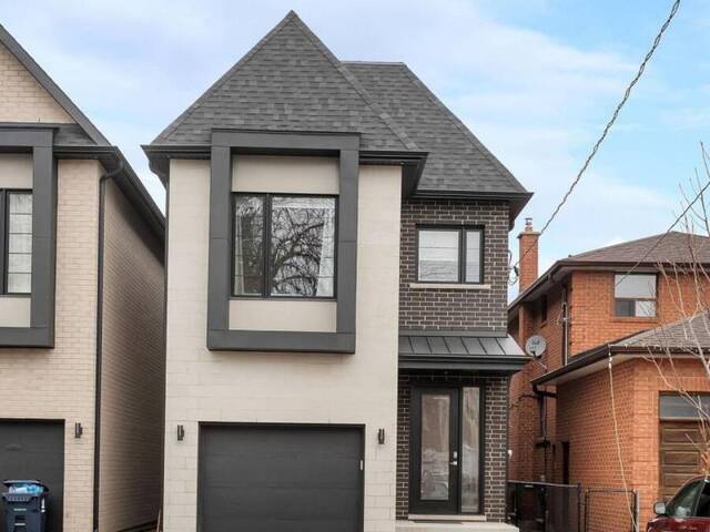 30 ROSELAND DRIVE Toronto Ontario