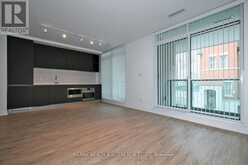 210 - 377 MADISON AVENUE Toronto