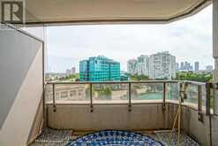 727 - 25 KINGSBRIDGE GARDEN CIRCLE Mississauga