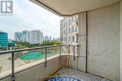 727 - 25 KINGSBRIDGE GARDEN CIRCLE Mississauga