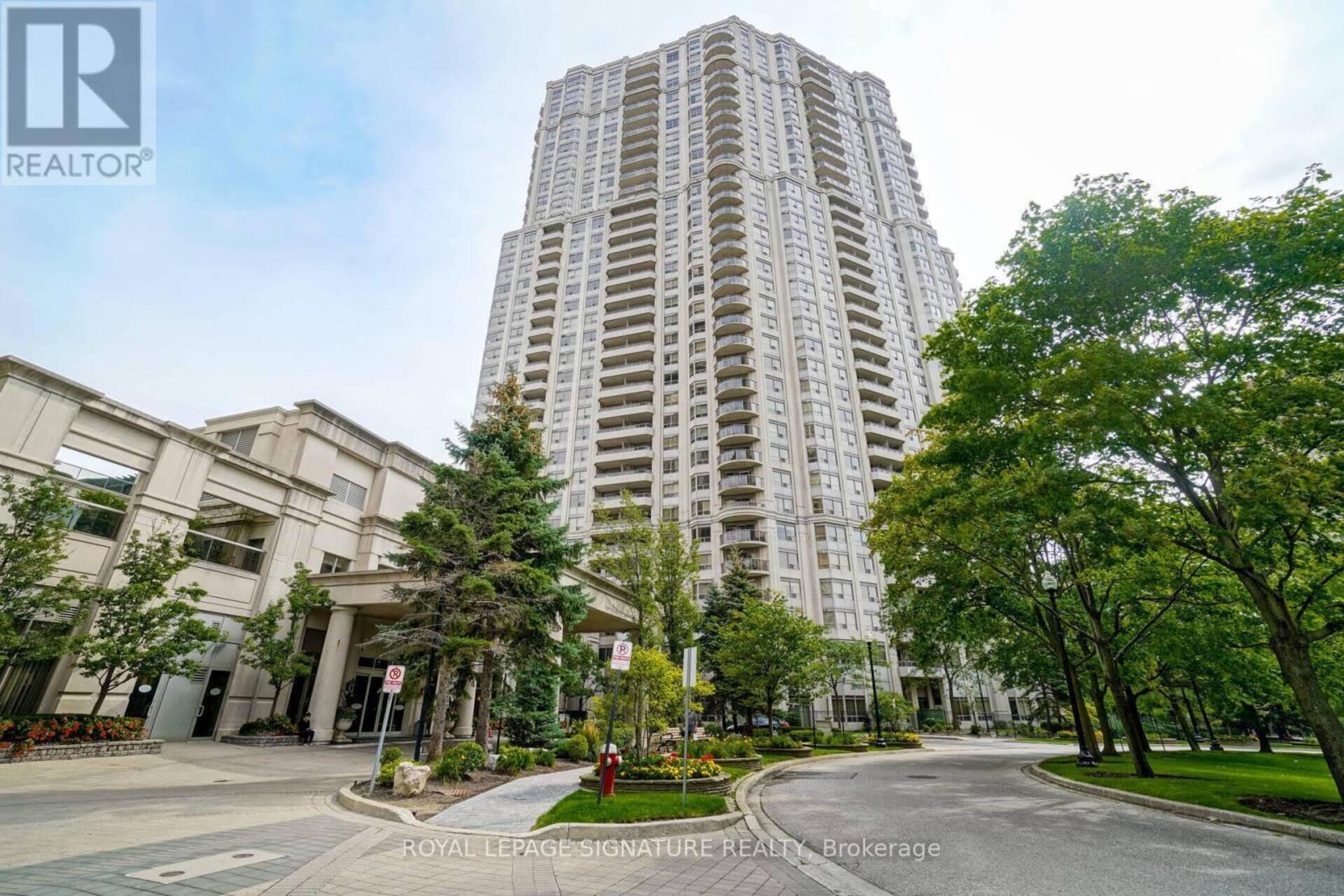 727 - 25 KINGSBRIDGE GARDEN CIRCLE Mississauga