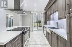 101 - 2 ABERFOYLE CRESCENT Toronto