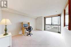 1605 - 1 CONCORDE PLACE Toronto