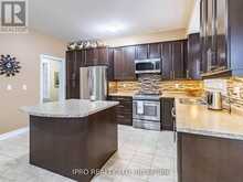 450 SUMMERLYN TRAIL Bradford/West Gwillimbury