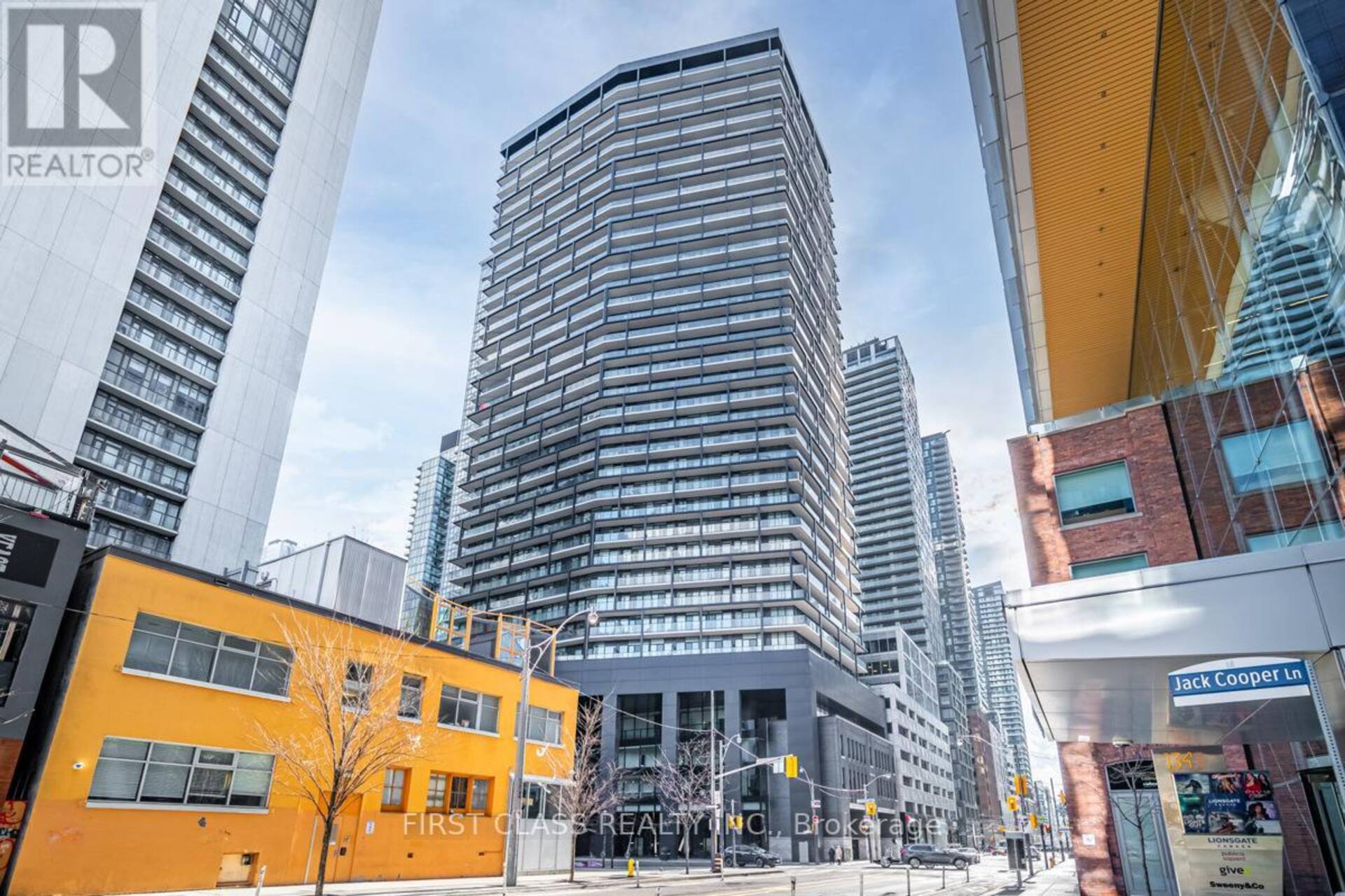 1308 - 125 PETER STREET Toronto