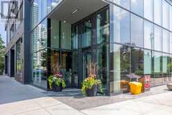 1605 - 11 LILLIAN STREET Toronto