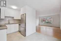 100 - 1 YORKVIEW DRIVE Toronto