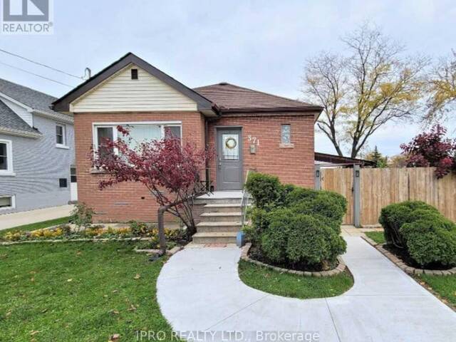 (UPPER) - 371 EAST 28TH STREET Hamilton Ontario