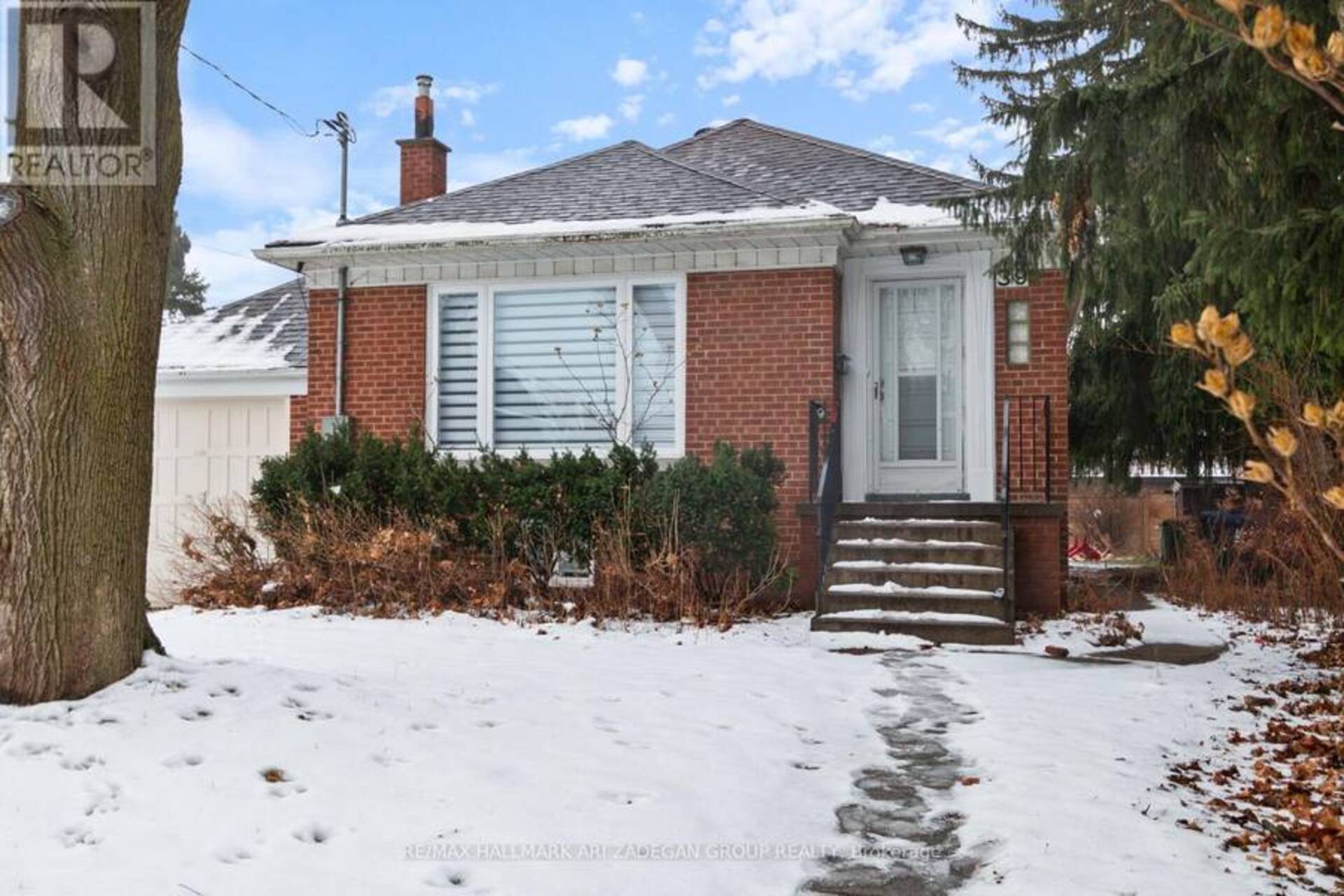 BSMT - 39 LAURELCREST AVENUE Toronto