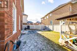 68 REEVES WAY BOULEVARD Whitchurch-Stouffville